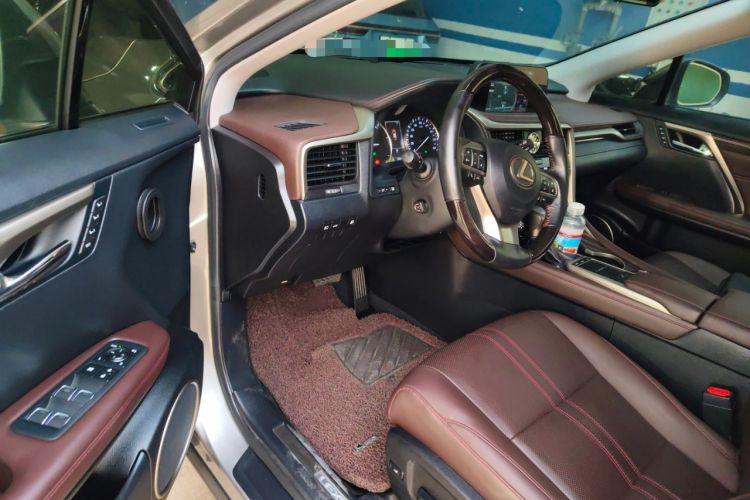 Used Lexus RX 2020 450h Four-Wheel Drive Luxury Edition China VI Standard Driver Seat