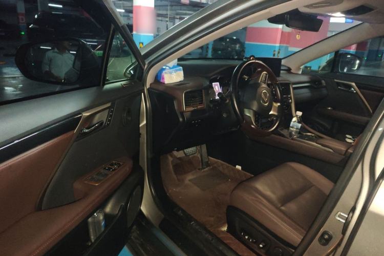 Used Lexus RX 2020 Facelifted 300 4x4 Elegant Edition Driver Seat