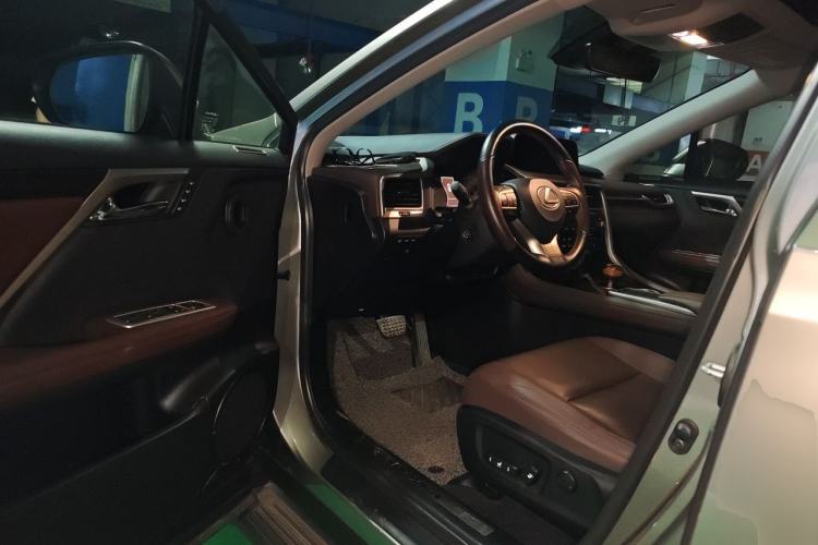 Used Lexus RX 2020 Facelifted 300 4x4 Elegant Edition Driver Seat