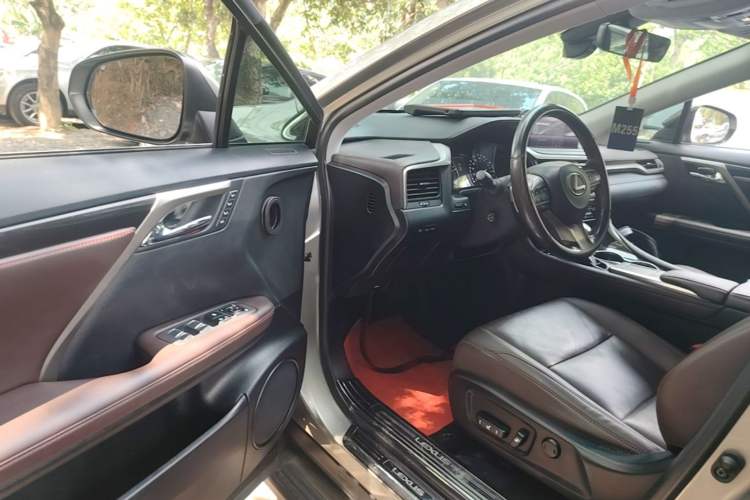 Used Lexus RX 2020 Revised Version 300 Two-Wheel Drive Comfort Edition Driver Seat
