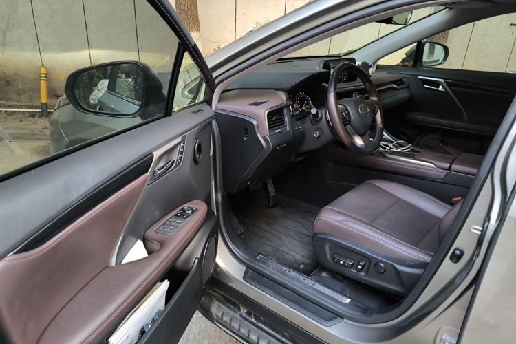 Used Lexus RX 2020 Revised Version 300 Two-Wheel Drive Comfort Edition Driver Seat