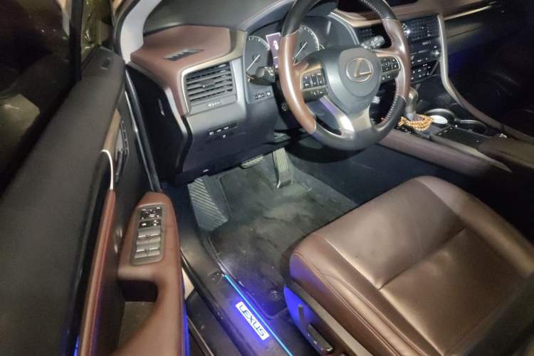 Used Lexus RX 2020 Facelifted 300 4x4 Elegant Edition Driver Seat