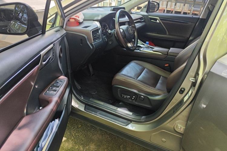 Used Lexus RX 2020 Facelifted 300 4x4 Elegant Edition Driver Seat
