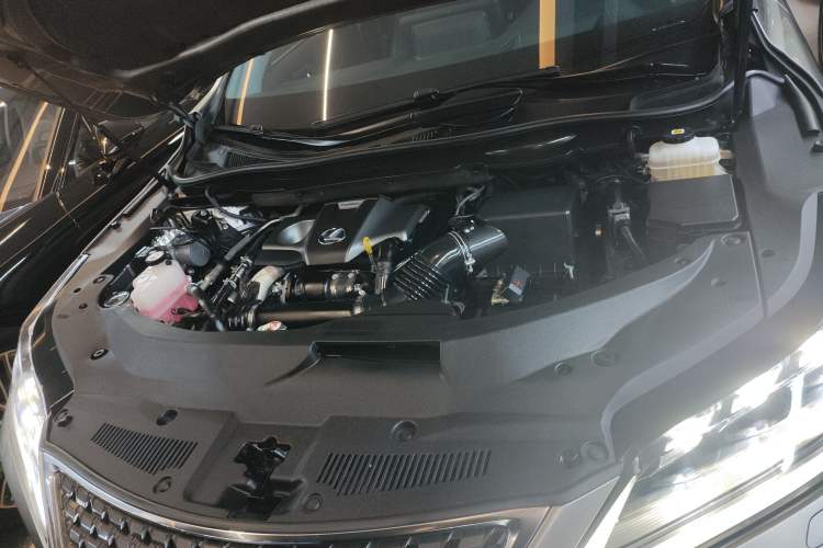 Used Lexus RX 2020 Revised Version 300 Two-Wheel Drive Elite Edition Engine Bay