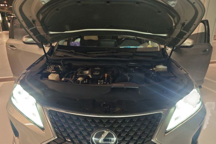 Used Lexus RX 2020 300 4x4 Elegant Edition China VI Engine Bay