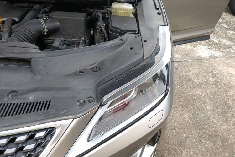 Used Lexus RX 2020 Revised Version 300 Two-Wheel Drive Comfort Edition Engine Bay Left