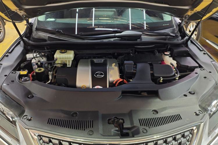 Used Lexus RX 2020 450hL Four-Wheel Drive Elegant 7-Seater China VI Standard Engine Bay