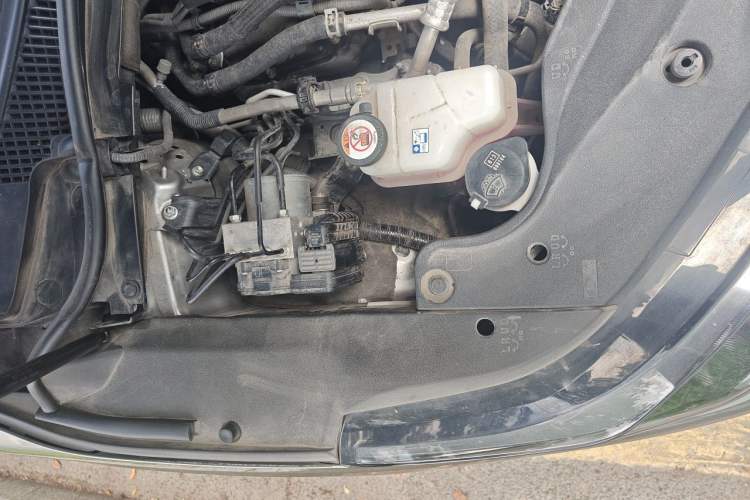 Used Lexus RX 2020 Revised Version 300 Two-Wheel Drive Elite Edition Engine Bay Right