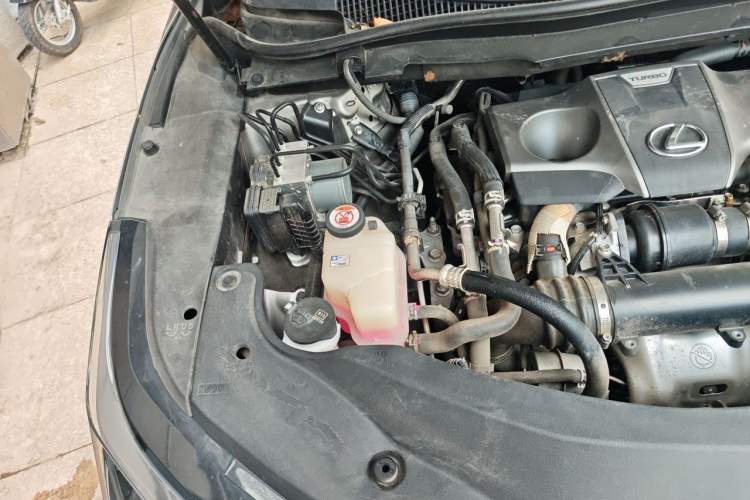 Used Lexus RX 2020 Revised Version 300 Two-Wheel Drive Comfort Edition Engine Bay Right