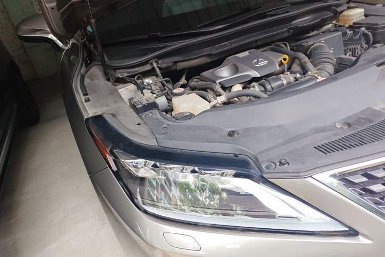 Used Lexus RX 2020 300 4x4 Elegant Edition China VI Engine Bay Right
