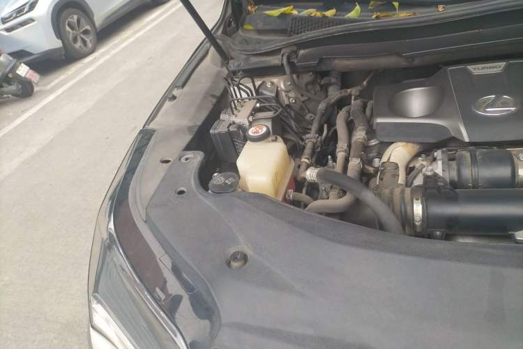Used Lexus RX 2020 300 4x4 Elegant Edition China VI Engine Bay Right