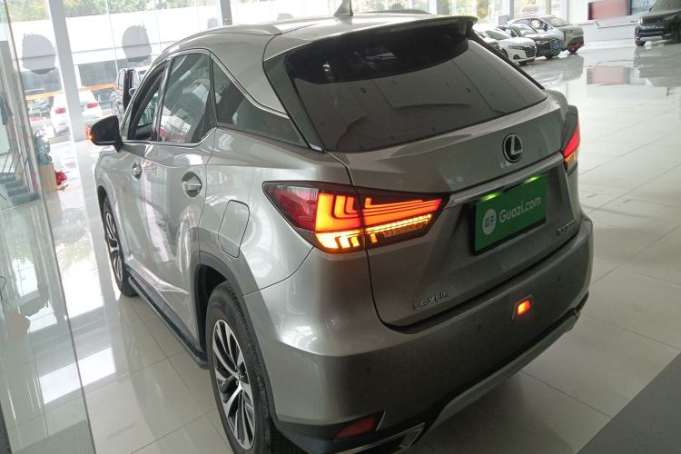 Used Lexus RX 2020 Revised Version 300 Two-Wheel Drive Elite Edition Exterior 2