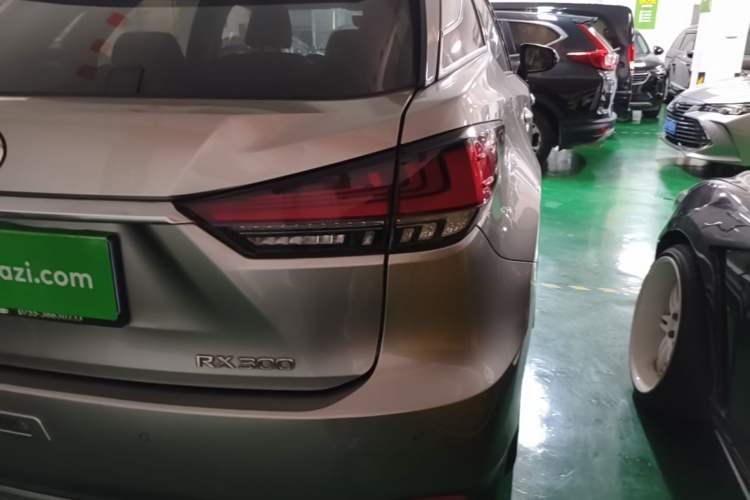 Used Lexus RX 2020 Facelifted 300 4x4 Elegant Edition Exterior 3