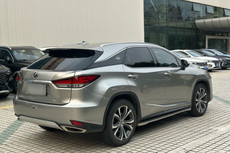 Used Lexus RX 2020 Facelifted 300 4x4 Elegant Edition Exterior 7