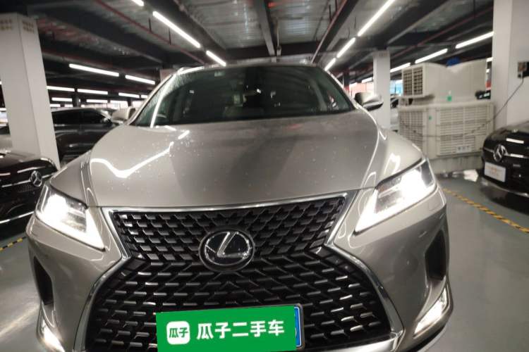 Used Lexus RX 2020 Revised Version 300 Two-Wheel Drive Comfort Edition Front