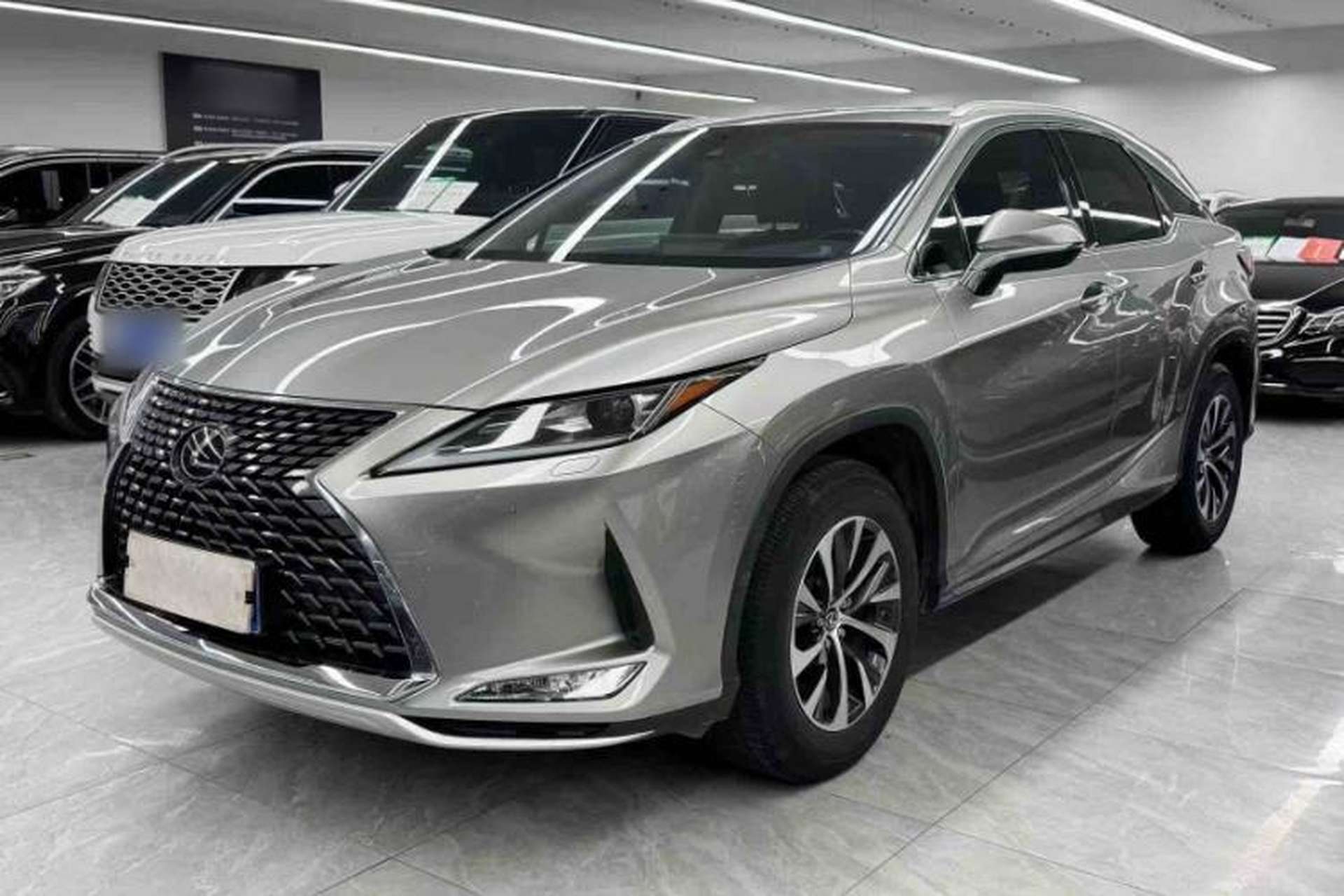 Used Lexus RX 2020 300 Two-Wheel Drive Comfort Edition China VI Standard Front Left 45 Deg