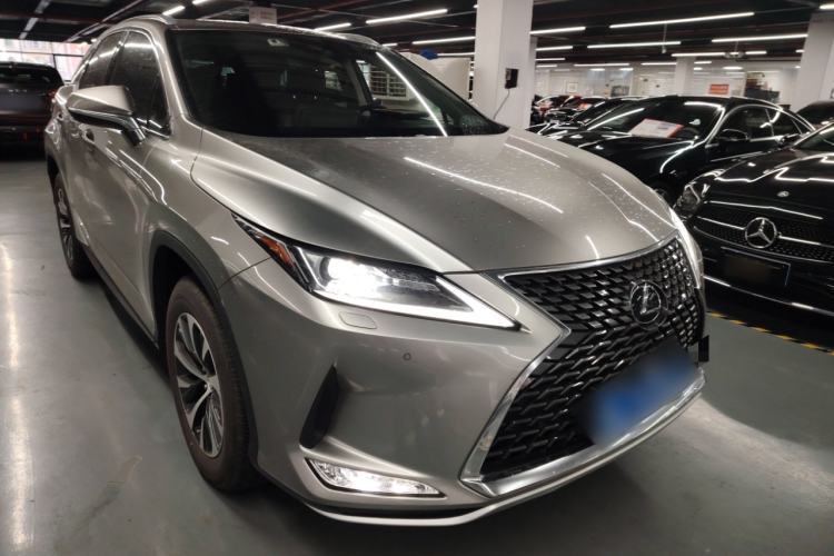 Used Lexus RX 2020 Revised Version 300 Two-Wheel Drive Comfort Edition Front Right 45 Deg