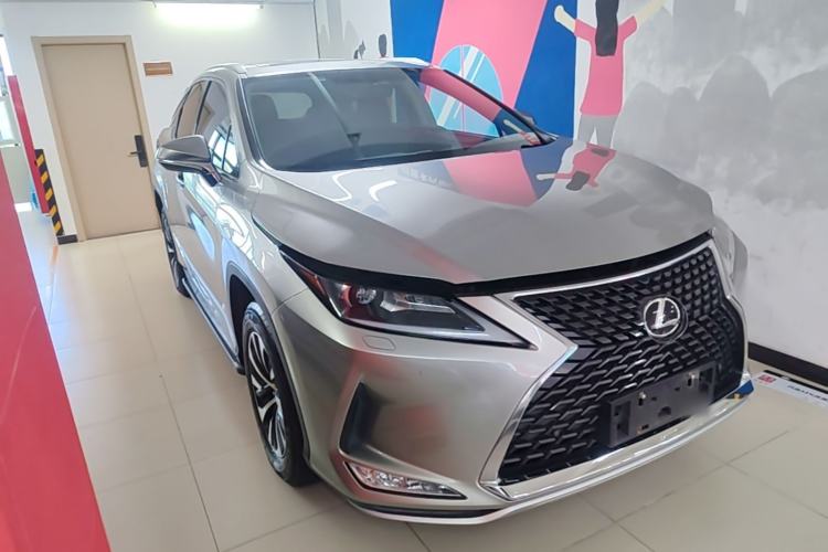 Used Lexus RX 2020 Revised Version 300 Two-Wheel Drive Elite Edition Front Right 45 Deg
