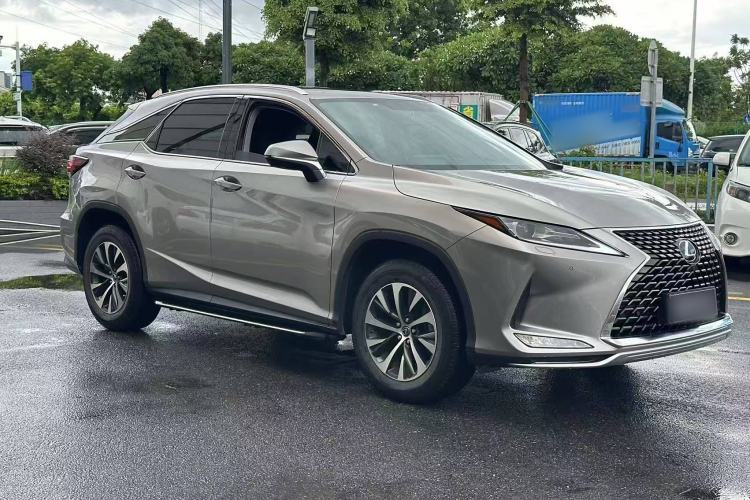 Used Lexus RX 2020 Revised Version 300 Two-Wheel Drive Elite Edition Front Right 45 Deg