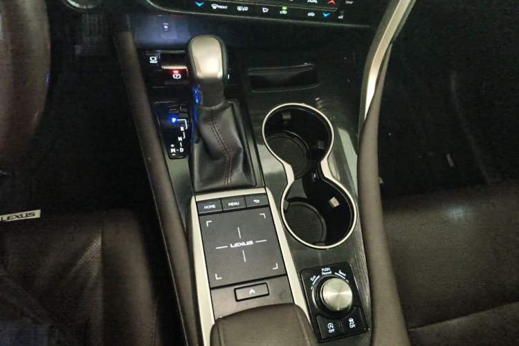 Used Lexus RX 2020 Facelifted 300 4x4 Elegant Edition Gear Lever