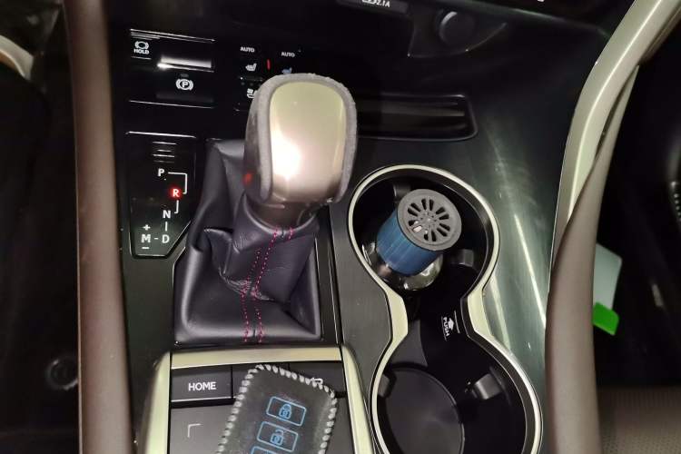 Used Lexus RX 2020 Facelifted 300 4x4 Elegant Edition Gear Lever