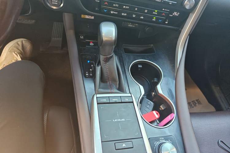 Used Lexus RX 2020 Facelifted 300 4x4 Elegant Edition Gear Lever