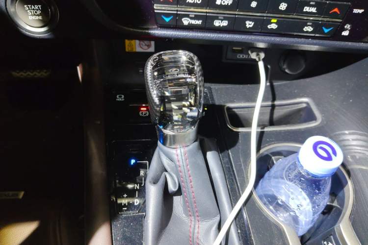 Used Lexus RX 2020 Facelifted 300 4x4 Elegant Edition Gear Lever