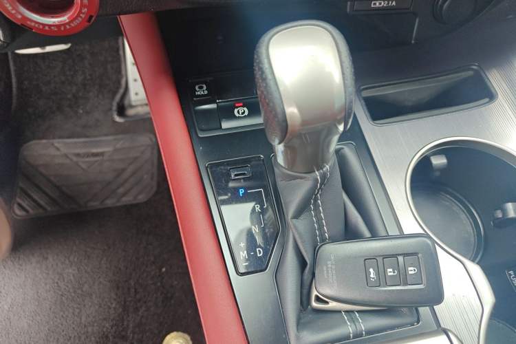 Used Lexus RX 2020 300 4x4 F SPORT China VI Gear Lever