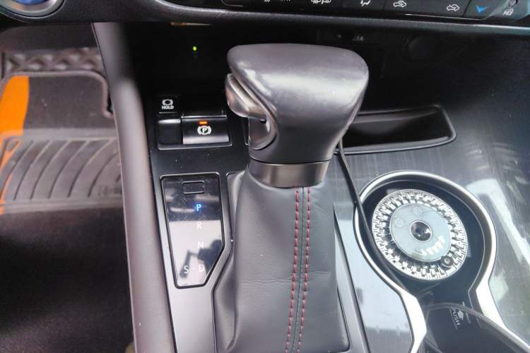 Used Lexus RX 2020 Revised Version 450h Four-Wheel Drive Elegant Edition Gear Lever
