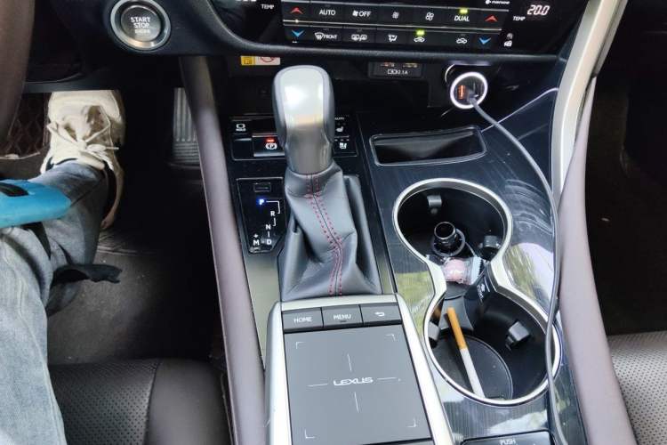 Used Lexus RX 2020 Facelifted 300 4x4 Elegant Edition Gear Lever
