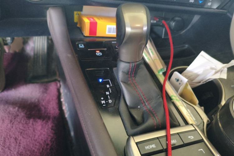 Used Lexus RX 2020 300 4x4 Elegant Edition China VI Gear Lever