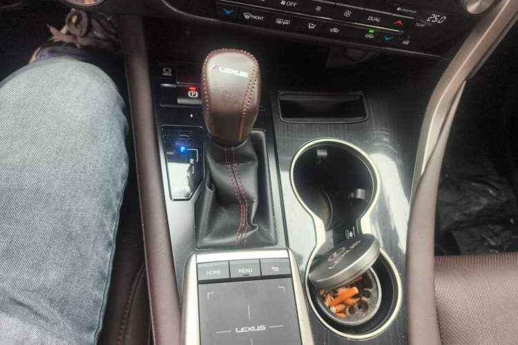 Used Lexus RX 2020 Facelifted 300 4x4 Elegant Edition Gear Lever