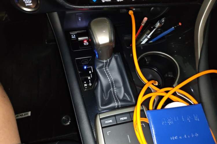 Used Lexus RX 2020 300 4x4 Elegant Edition China VI Gear Lever