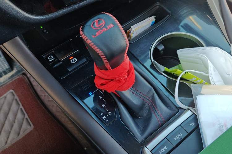 Used Lexus RX 2020 300 4x4 Elegant Edition China VI Gear Lever