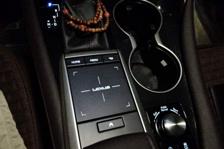 Used Lexus RX 2020 Facelifted 300 4x4 Elegant Edition Gear Lever
