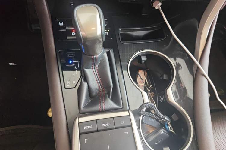 Used Lexus RX 2020 Revised Version 300 Two-Wheel Drive Comfort Edition Gear Lever
