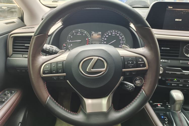 Used Lexus RX 2020 Facelifted 300 4x4 Elegant Edition Interior 2