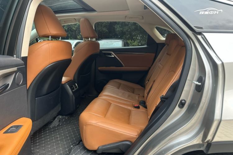 Used Lexus RX 2020 Facelifted 300 4x4 Elegant Edition Interior 4