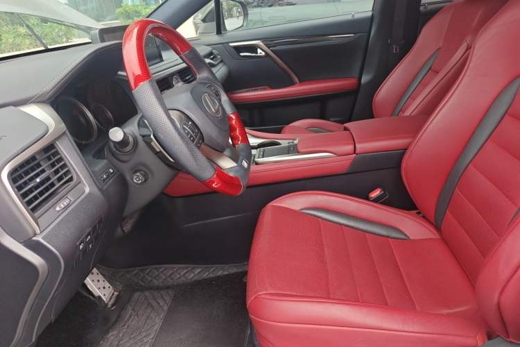 Used Lexus RX 2020 300 4x4 F SPORT China VI Left Front Seat