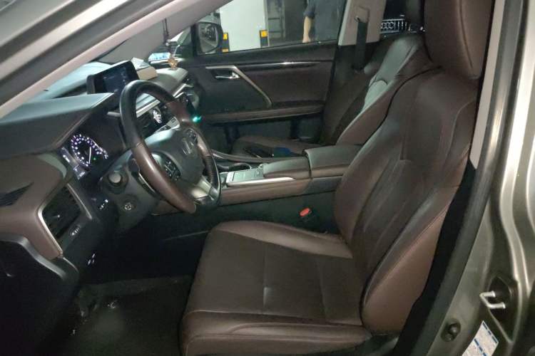 Used Lexus RX 2020 300 4x4 Elegant Edition China VI Left Front Seat