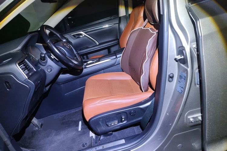 Used Lexus RX 2020 300 Two-Wheel Drive Elite Edition China VI Standard Left Front Seat