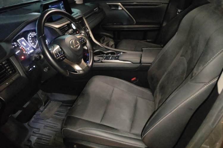 Used Lexus RX 2020 300 Two-Wheel Drive Elite Edition China VI Standard Left Front Seat