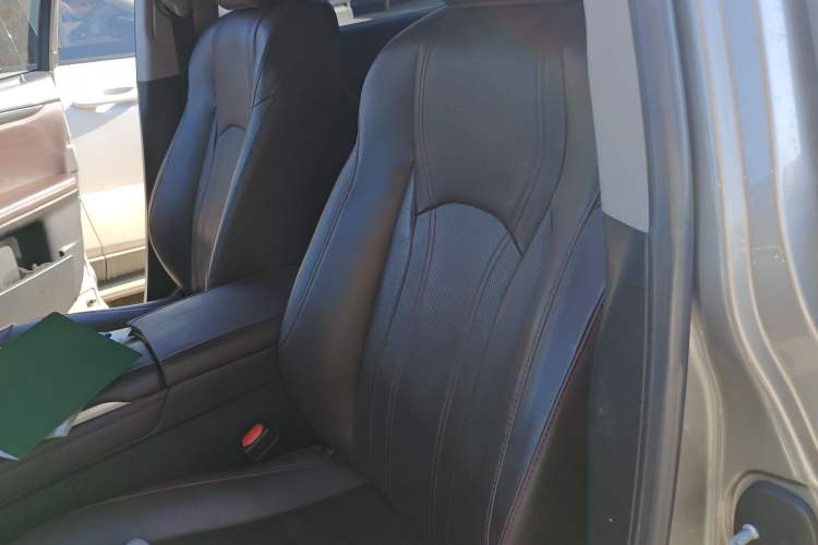 Used Lexus RX 2020 300 4x4 Elegant Edition China VI Left Front Seat