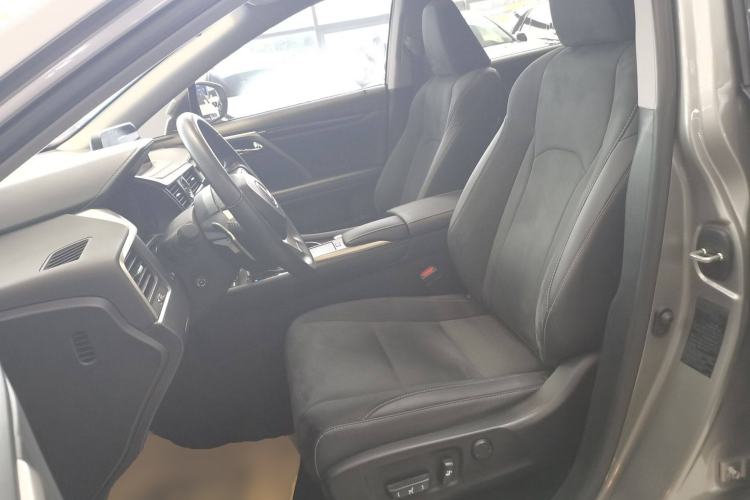 Used Lexus RX 2020 Revised Version 300 Two-Wheel Drive Elite Edition Left Front Seat
