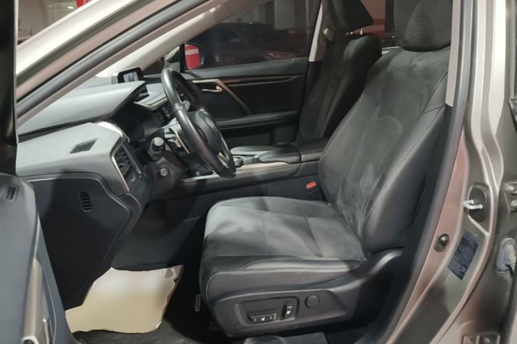 Used Lexus RX 2020 Revised Version 300 Two-Wheel Drive Elite Edition Left Front Seat