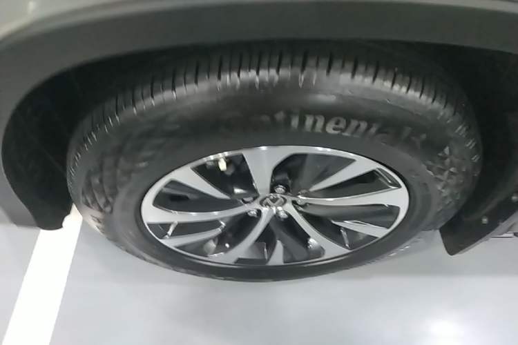 Used Lexus RX 2020 Revised Version 300 Two-Wheel Drive Elite Edition Left Front Wheel Hub