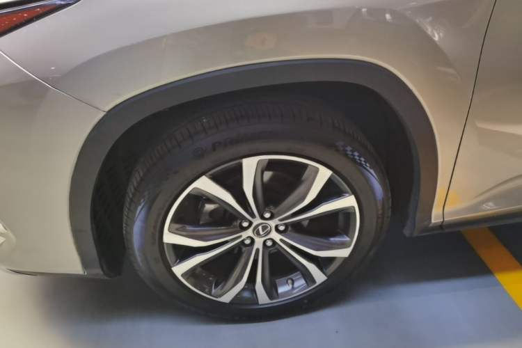 Used Lexus RX 2020 Revised Version 450h Four-Wheel Drive Elegant Edition Left Front Wheel Hub