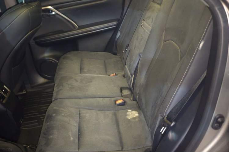 Used Lexus RX 2020 300 Two-Wheel Drive Elite Edition China VI Standard Left Rear Seat