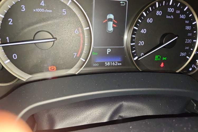 Used Lexus RX 2020 Facelifted 300 4x4 Elegant Edition Odometer Close Up