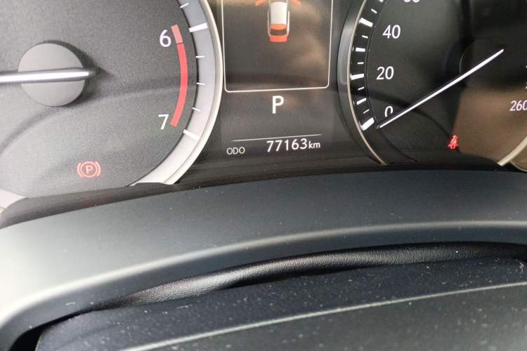 Used Lexus RX 2020 Revised Version 300 Two-Wheel Drive Comfort Edition Odometer Close Up